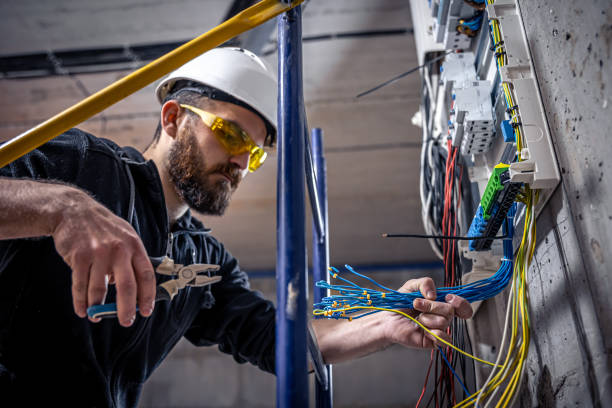 Best Electrical Contractors for Businesses  in Round Lake Park, IL